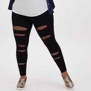 Black Slashed Fishnet Underlay Premium 